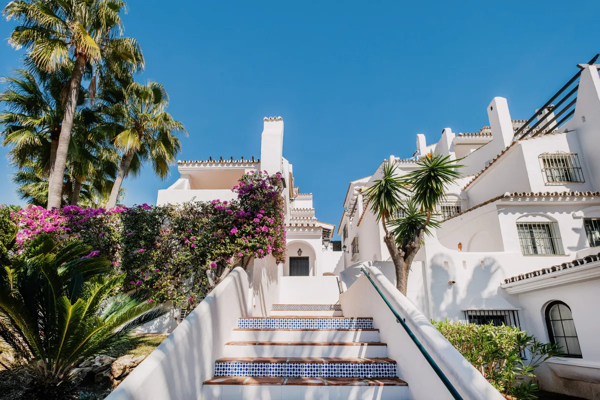 92886b9d-1f6a-454b-8339-c1b7146e0974