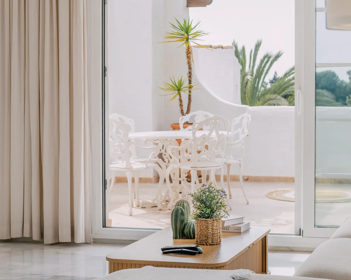 b2a476d7-7b3c-416e-8212-b3c26dfae695