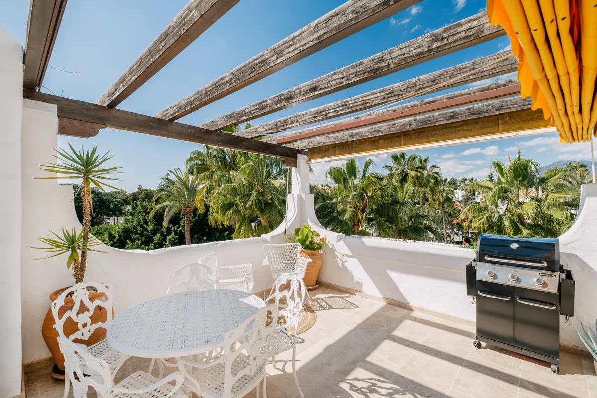 d3d7a267-c0e3-40d5-9c43-5b75228659ff