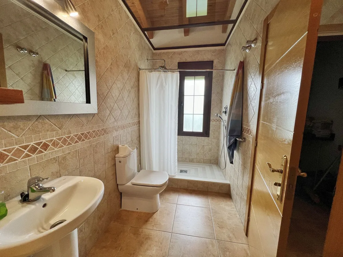 1e8becc8-1faf-42b7-a618-fe9d1f167416