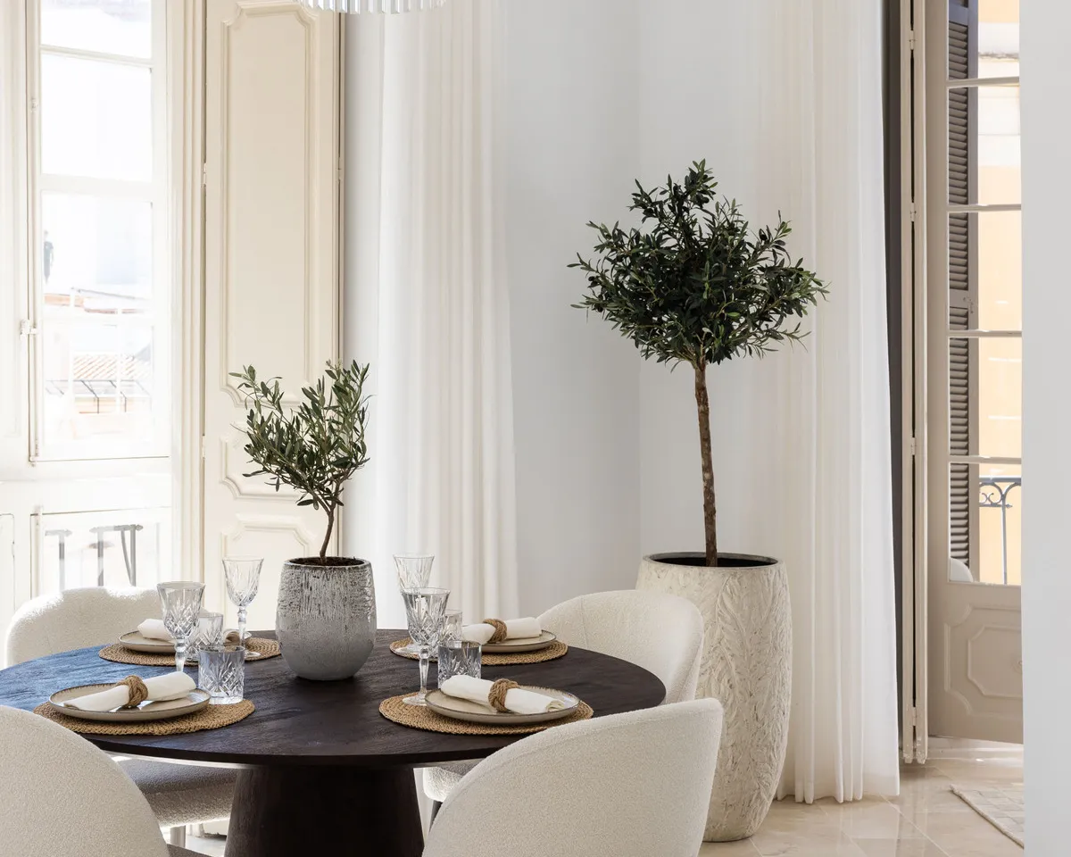 723e19aa-aecc-4d1d-94b8-fbf612a7d15e