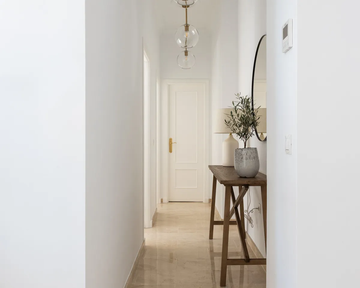 d245cab9-11a5-4b41-8a27-c402b4101f75