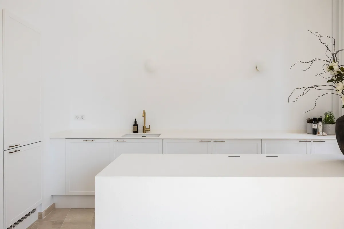 f7c9d6b6-e5c2-45ba-aac4-73fd28e2ec11