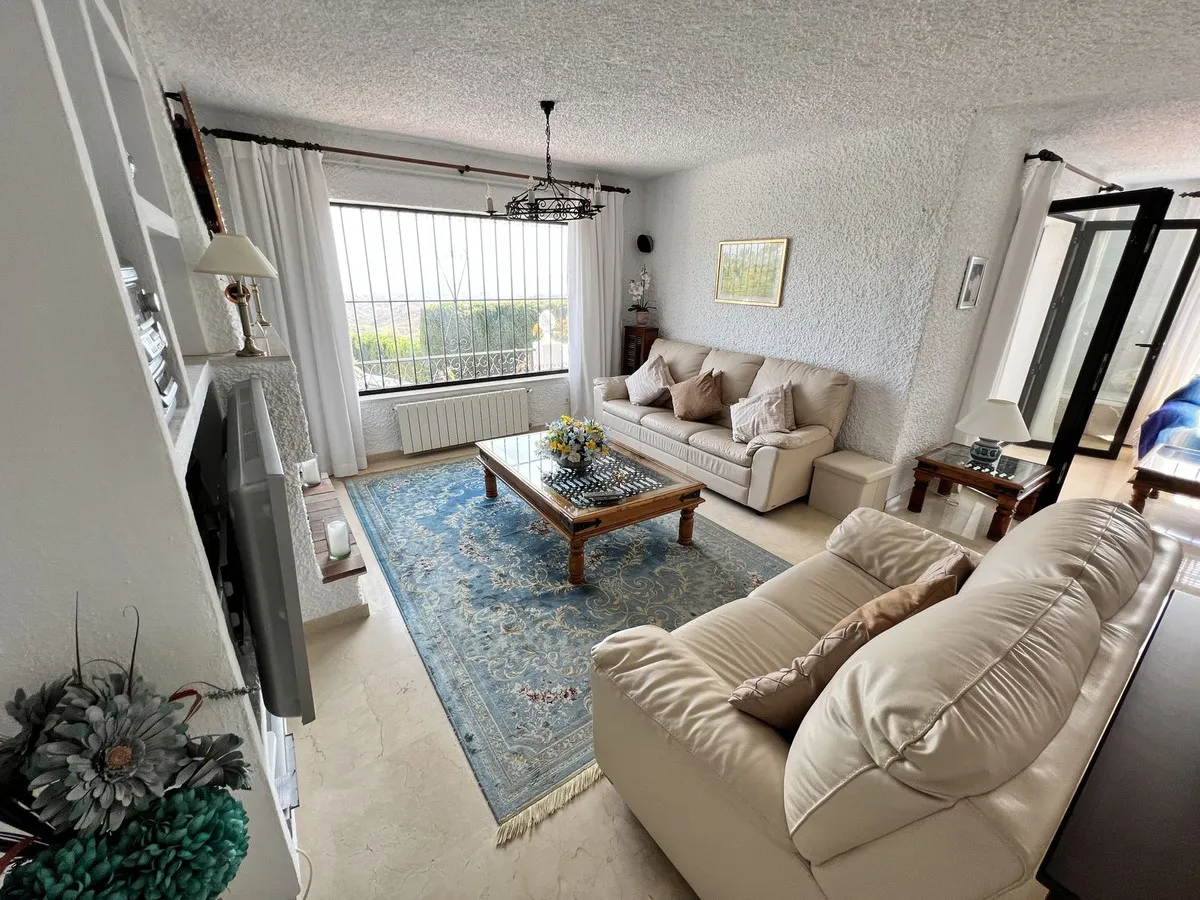 37de6889-563c-46ee-b7aa-dd50558071ee