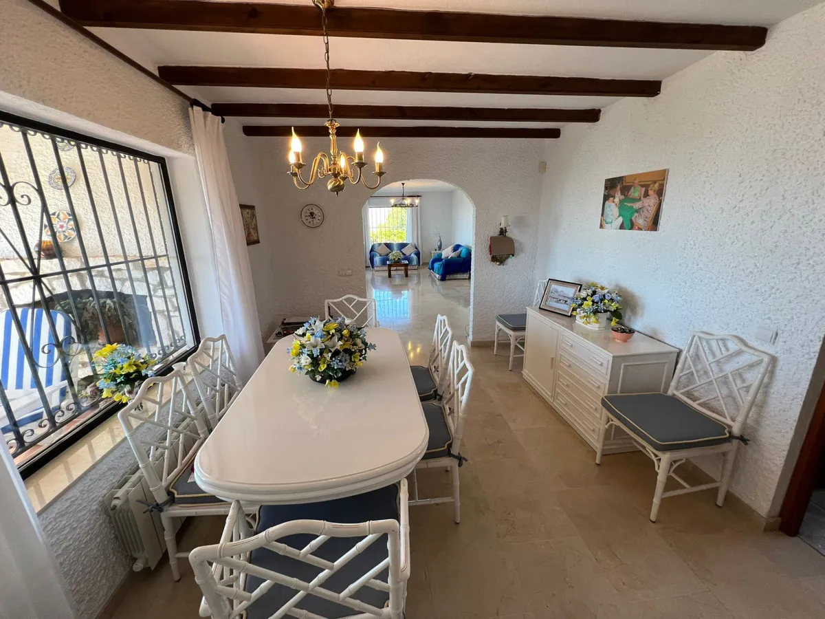 c0f0c1c9-eeab-40bf-9f1f-77863d175f88