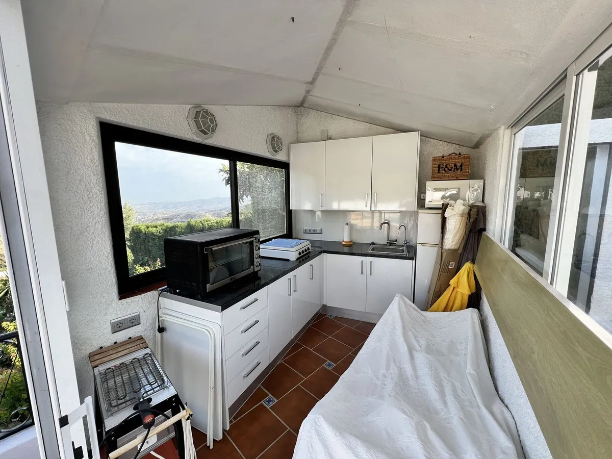 c5fb1fe0-9b1f-45f9-a07d-c62562815e7b