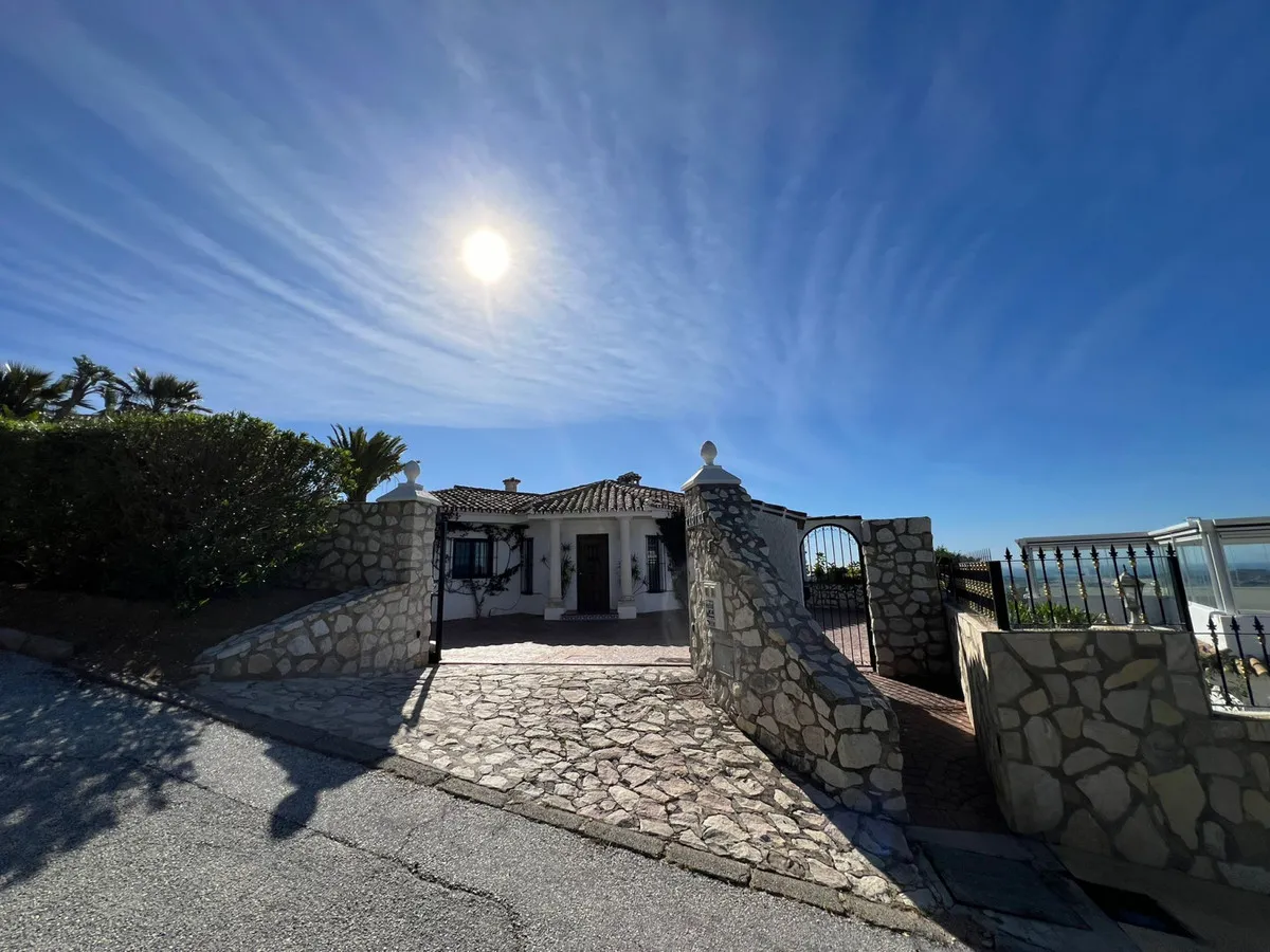 d688dd53-33e1-444e-a54c-2fff7d049d39