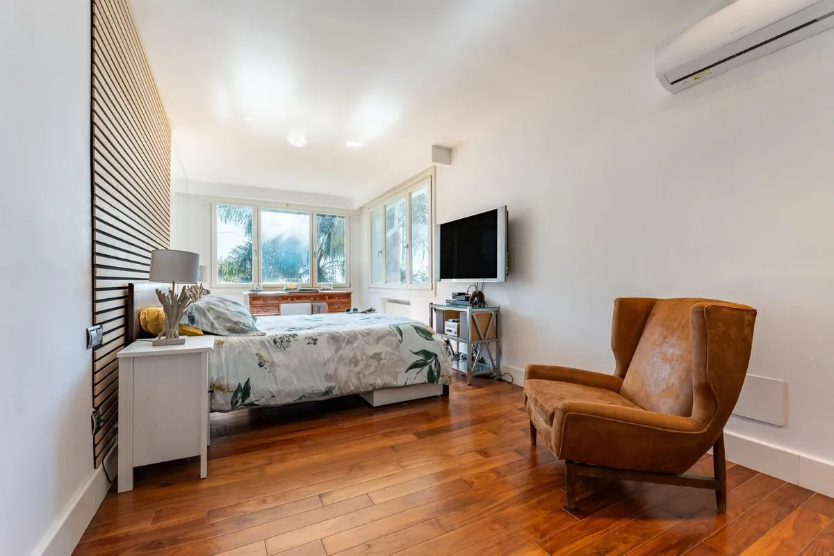 97e9c1f9-1a1f-48a3-bdae-e3adfe548d6d