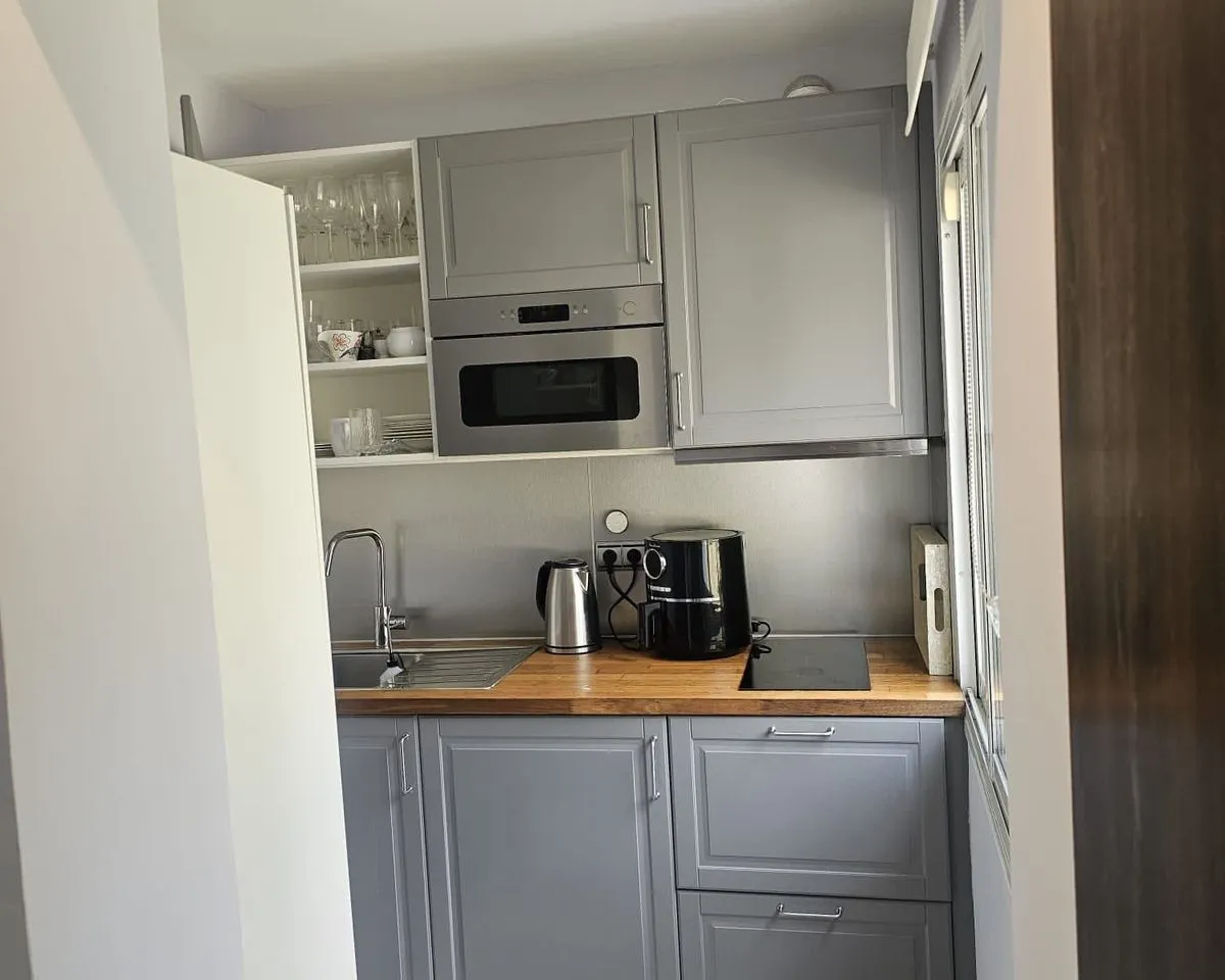 a6d7afd1-4ebe-4291-a3d3-ef0a721a2caf