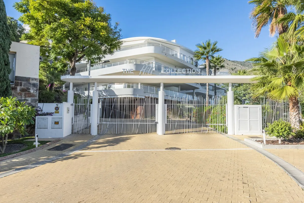 2eadde8f-4b5f-4646-bfa2-1fe3eae64cb1