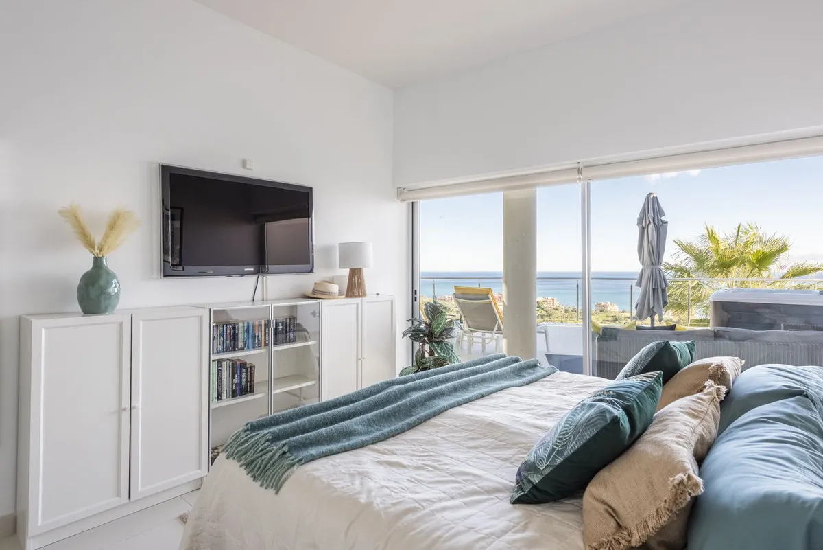 aab14c02-7acb-4af4-939e-2165765d7f7a