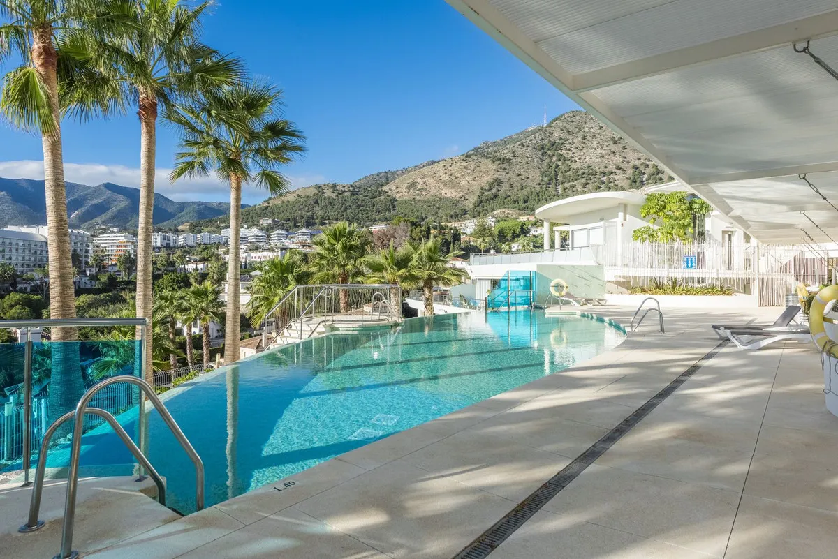 c18aca37-7001-4149-b375-49873a6902ca