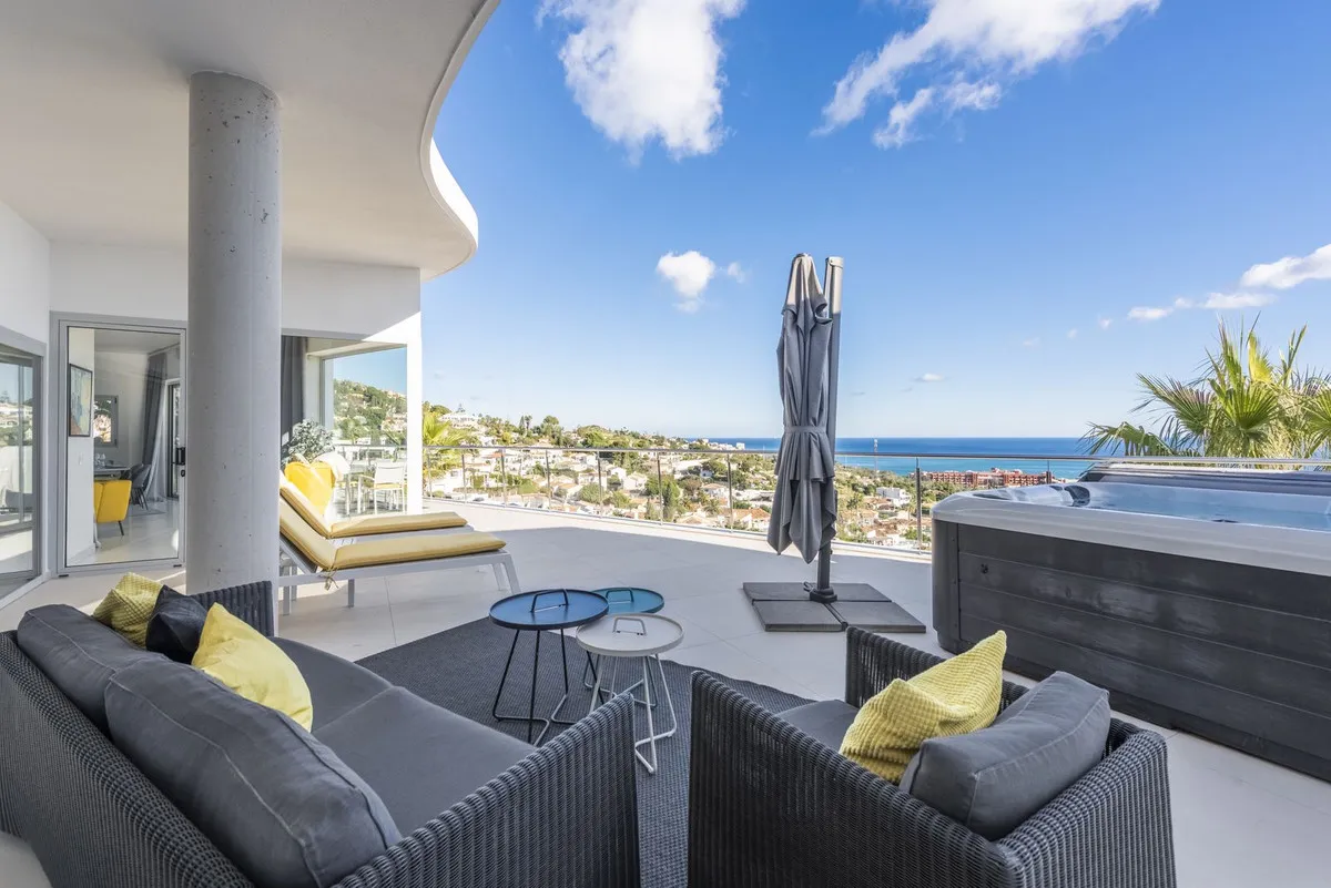 d57c9df7-bdb2-42ab-bb2c-960d7cb3201f