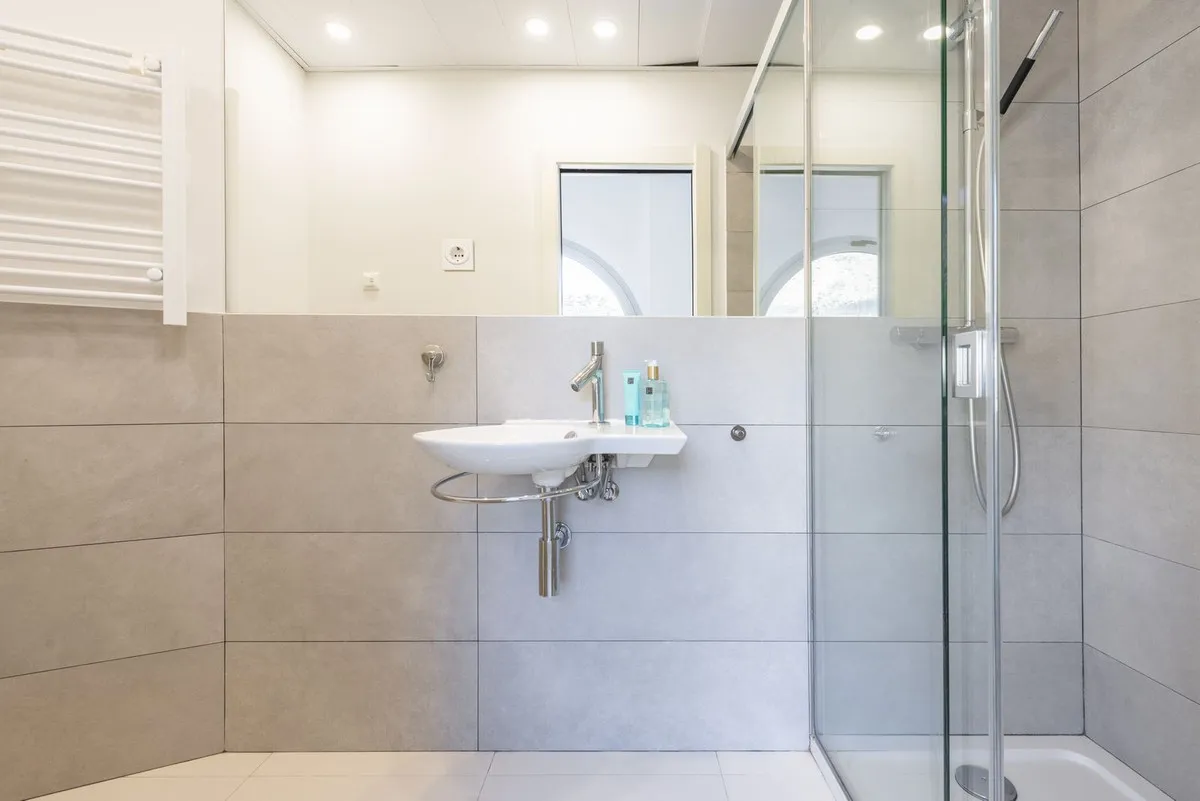 f1148f01-2998-4ec2-a2b8-200e5510e468