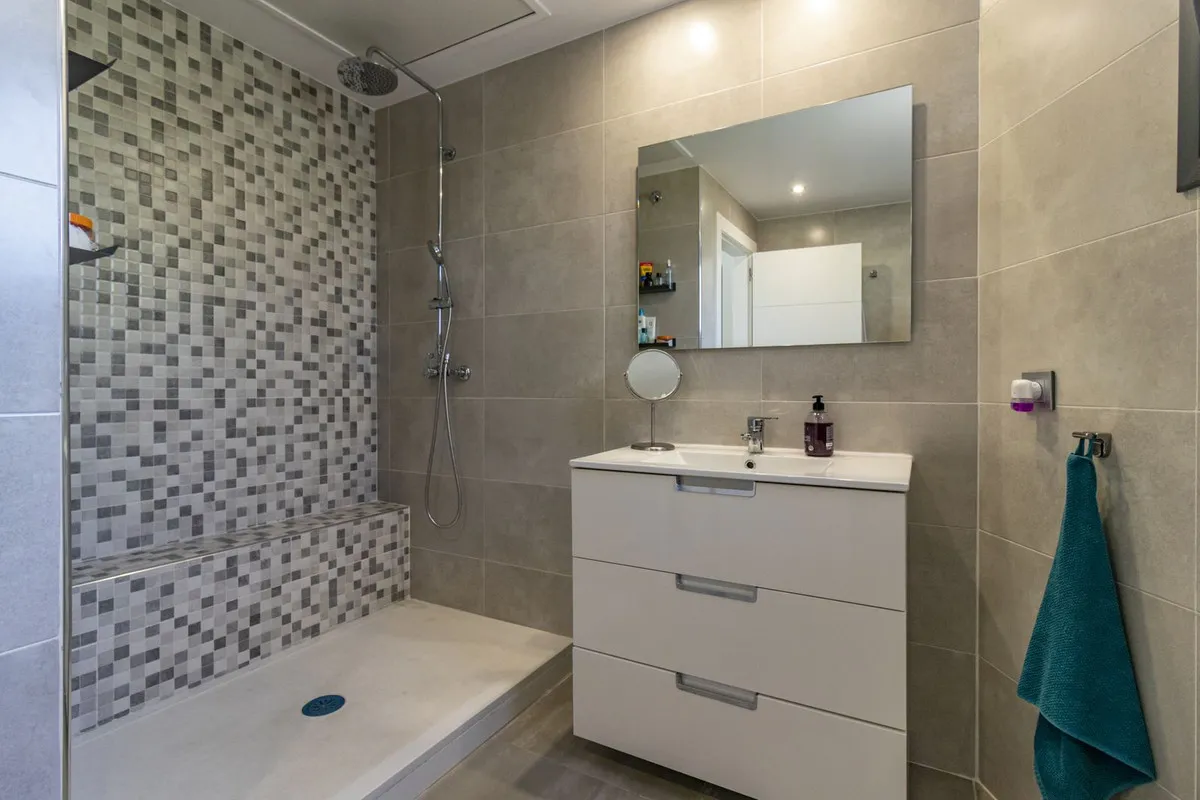 7edbca55-faa7-41e8-bc0a-4058f9cea2c3