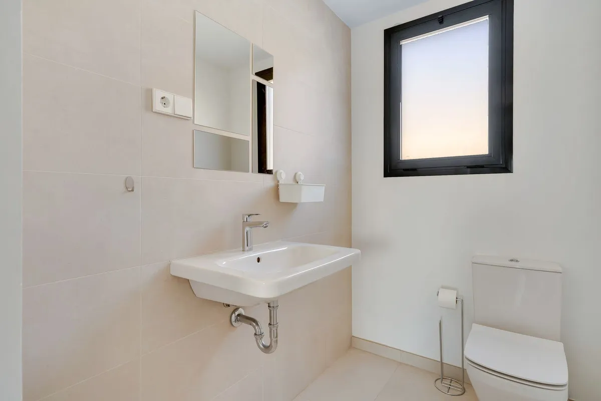 e999a274-738d-4ec0-811e-317196d48fae