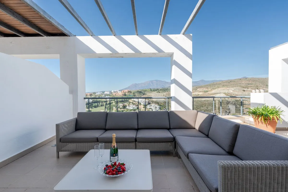 62135442-da44-467f-a248-91341dd59dde