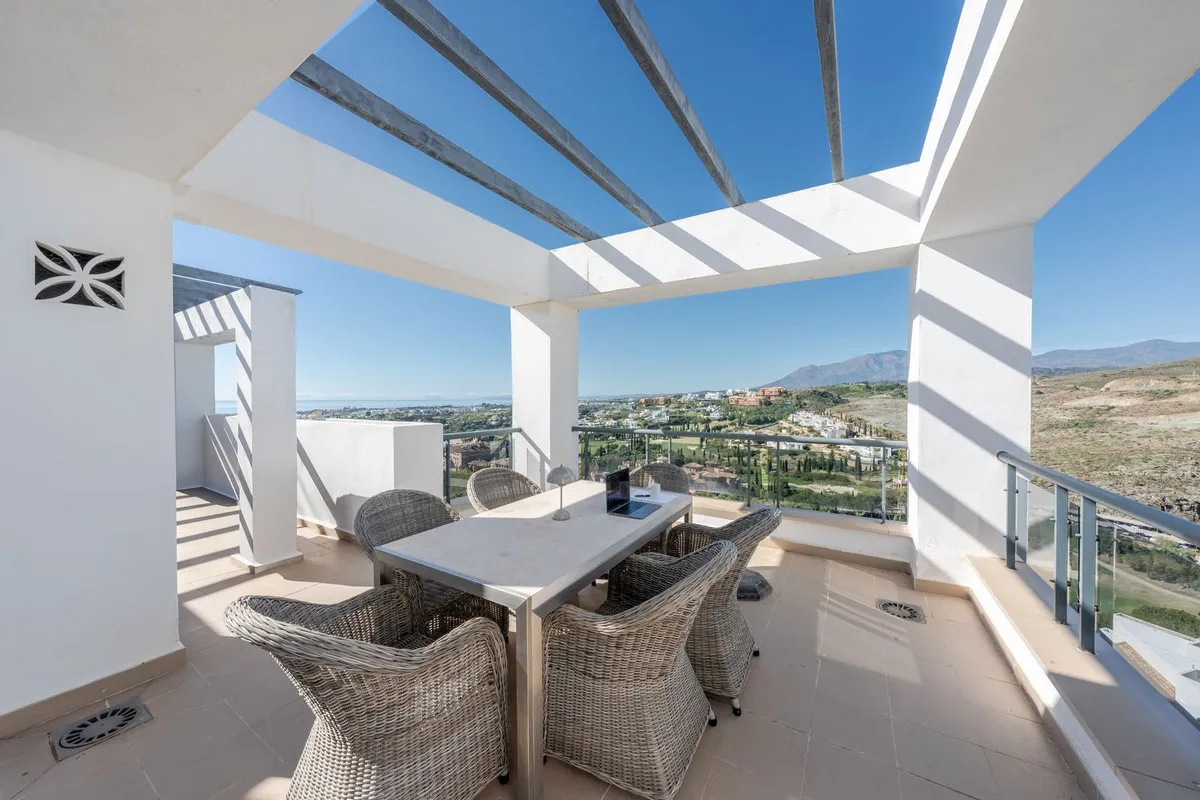 d607aa64-b75f-42a2-856f-120ea3ed3bc1