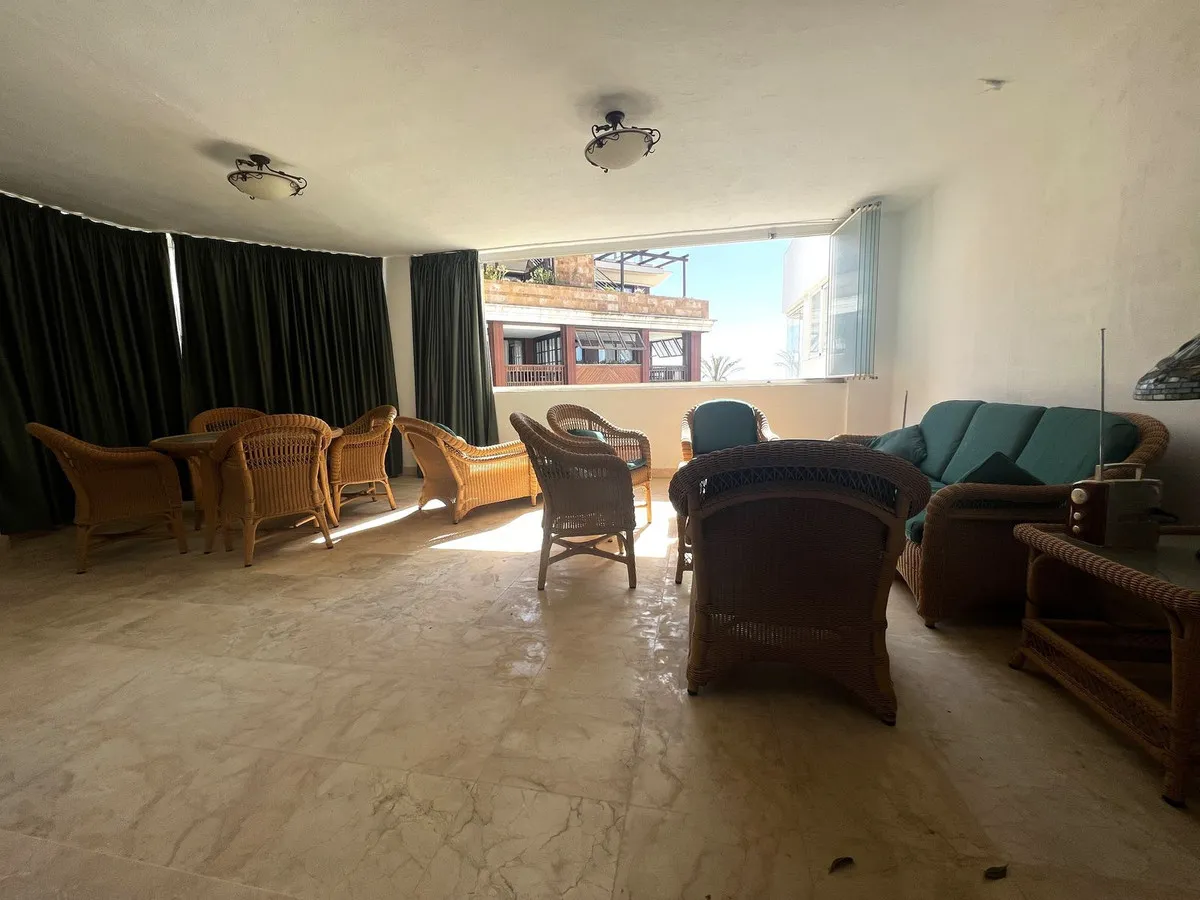 b4fefddc-36b8-4993-af3a-fb95aefb0fd8