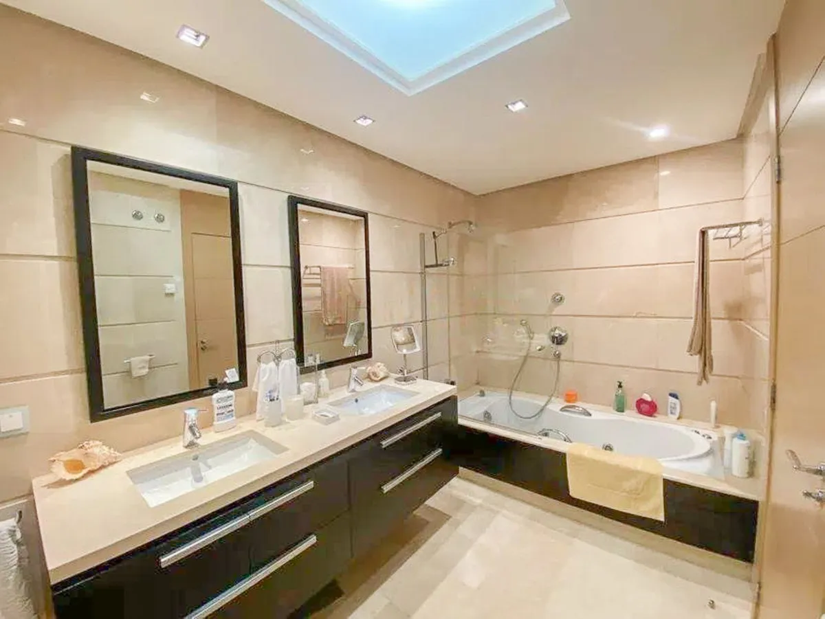 ba8e9b32-6dfa-4024-8724-4b739698c5cc