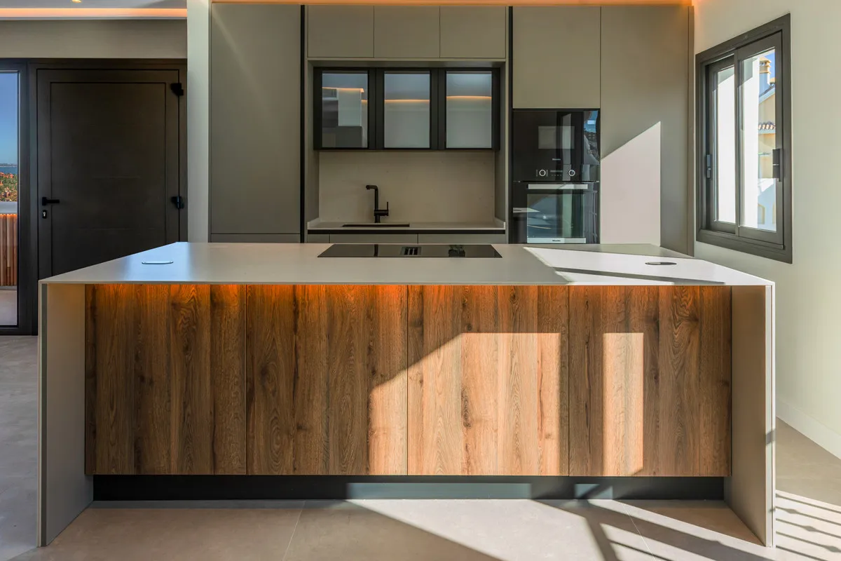 87bd110a-bc85-4add-ab96-89f2fe604460