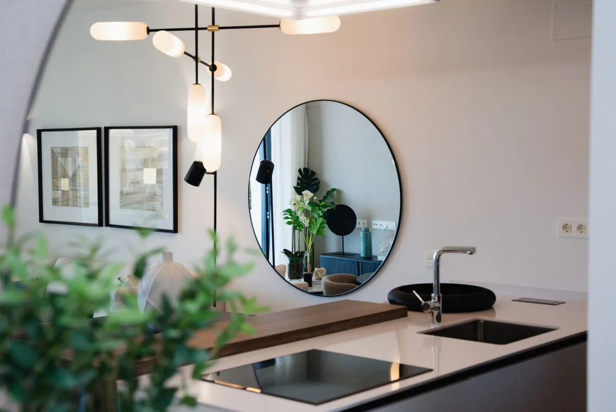 4cadd95e-2c51-41c3-b8b6-c8c59231a920