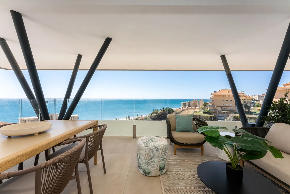 9d41859a-3658-4a8b-83f3-0acd9076a651