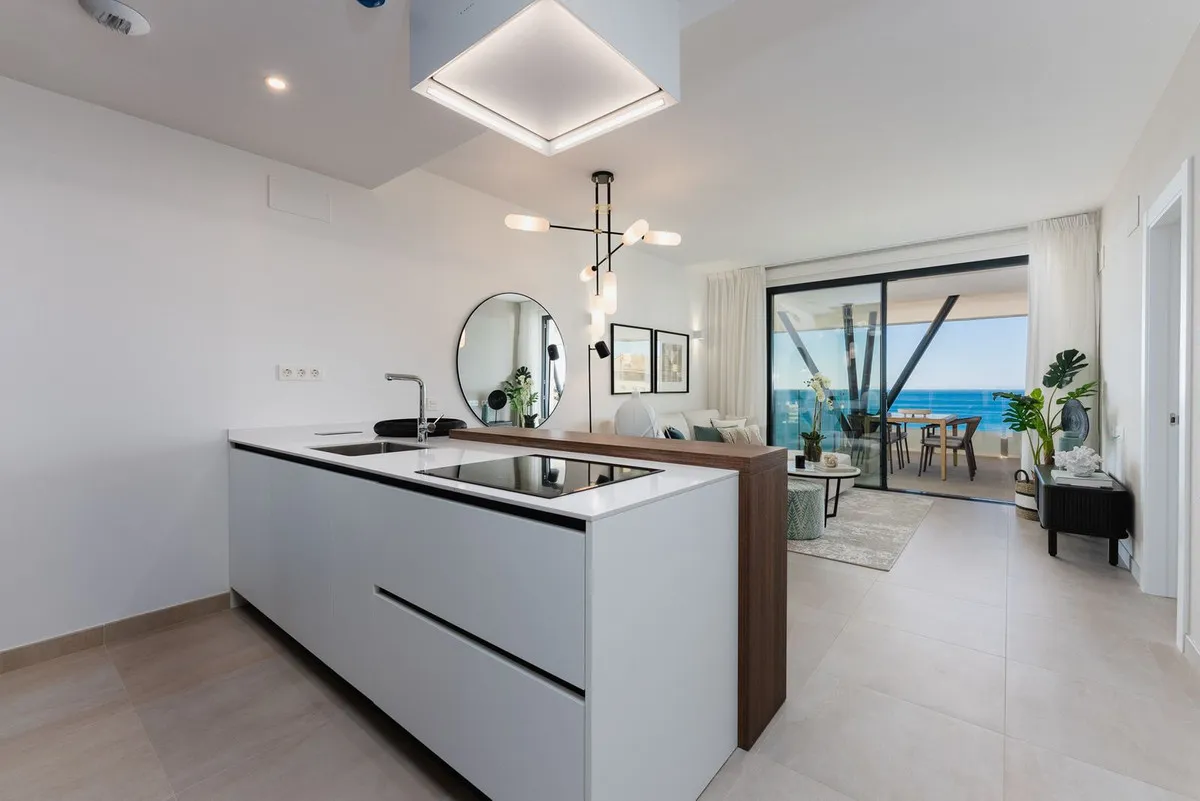 b667d8ed-b626-4222-b32e-21b88bfc1925