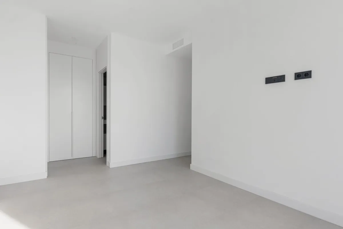 22af09a4-d661-4ebb-9a23-5781cdcf4ff8