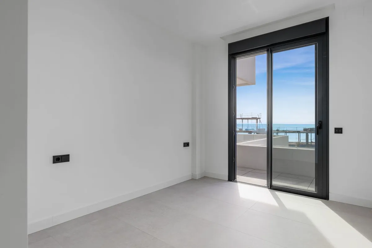 38625f38-13d0-41d9-8203-1f4aebdef6b1