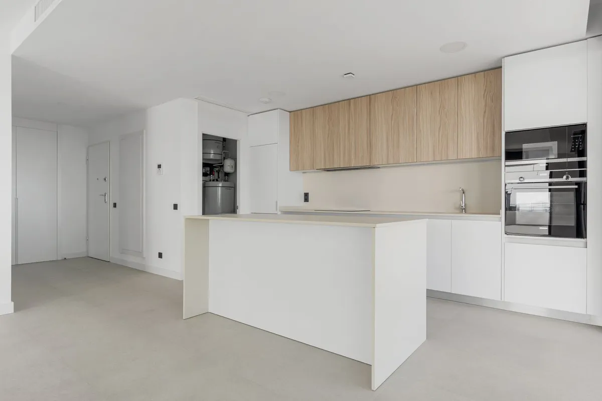 7f0cb4f4-056a-471d-a025-b9242b826ba3