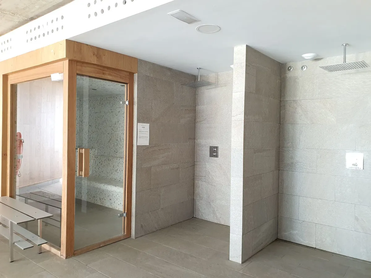 79b195a2-97cd-46c1-9d6e-2c8dc1df0bba