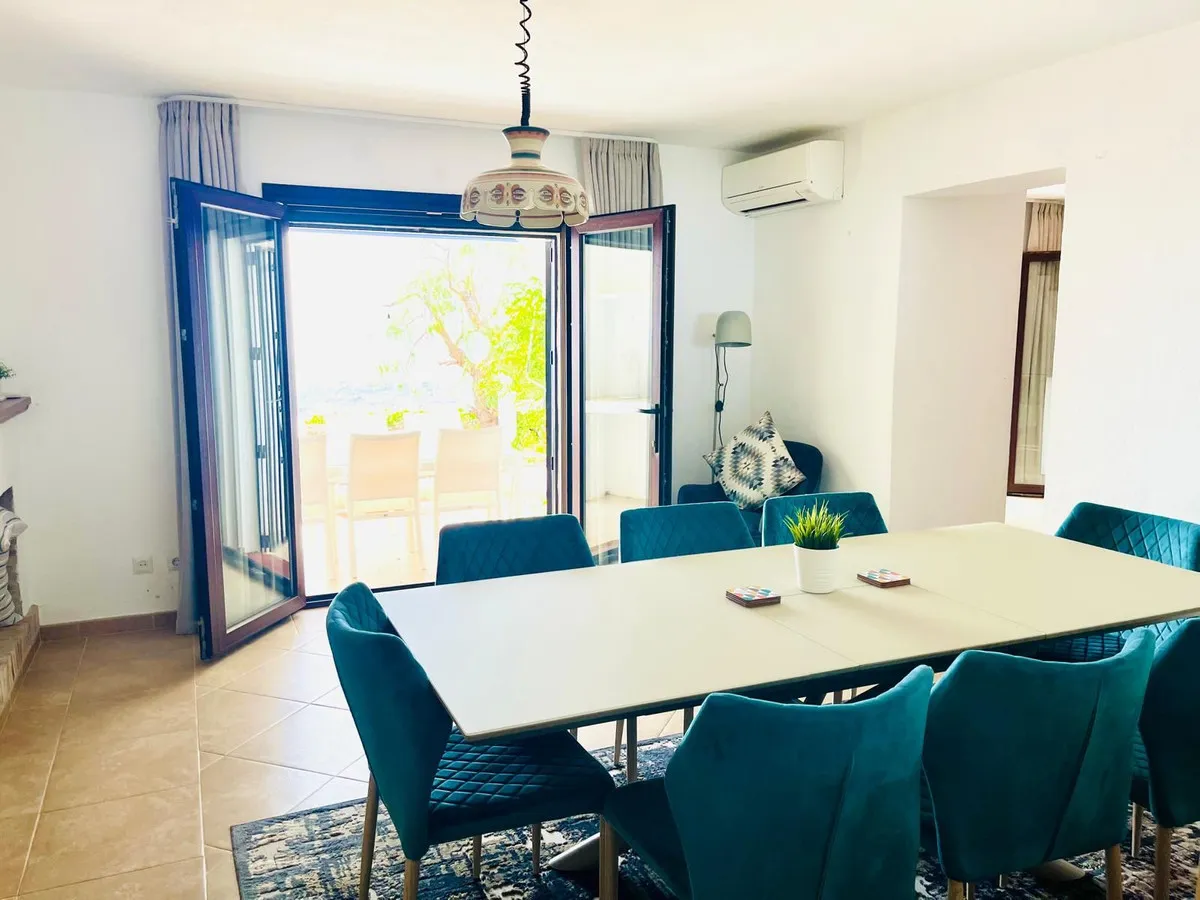 726e532f-8c17-430b-bd45-14f690afe97b