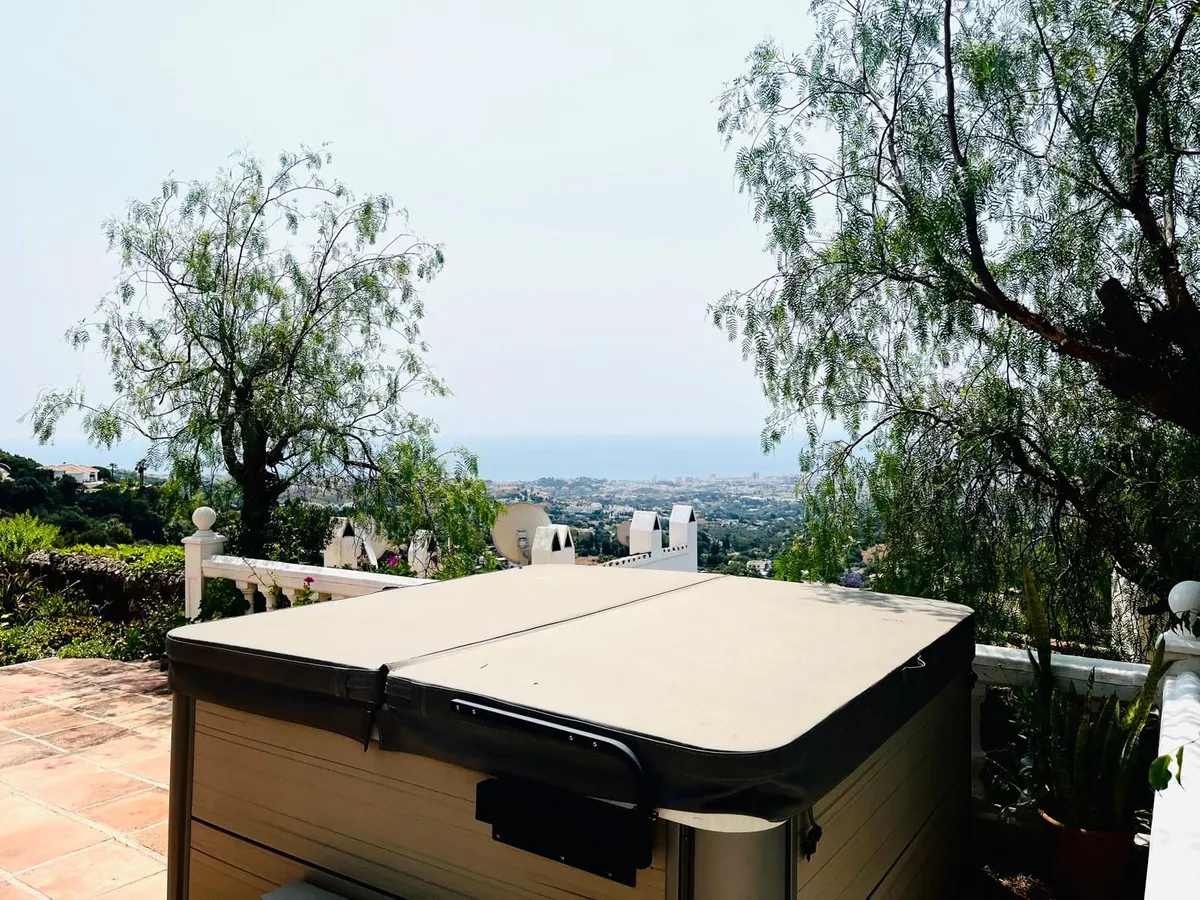 7e0a9914-f266-4bba-b14a-393f7eb245b6