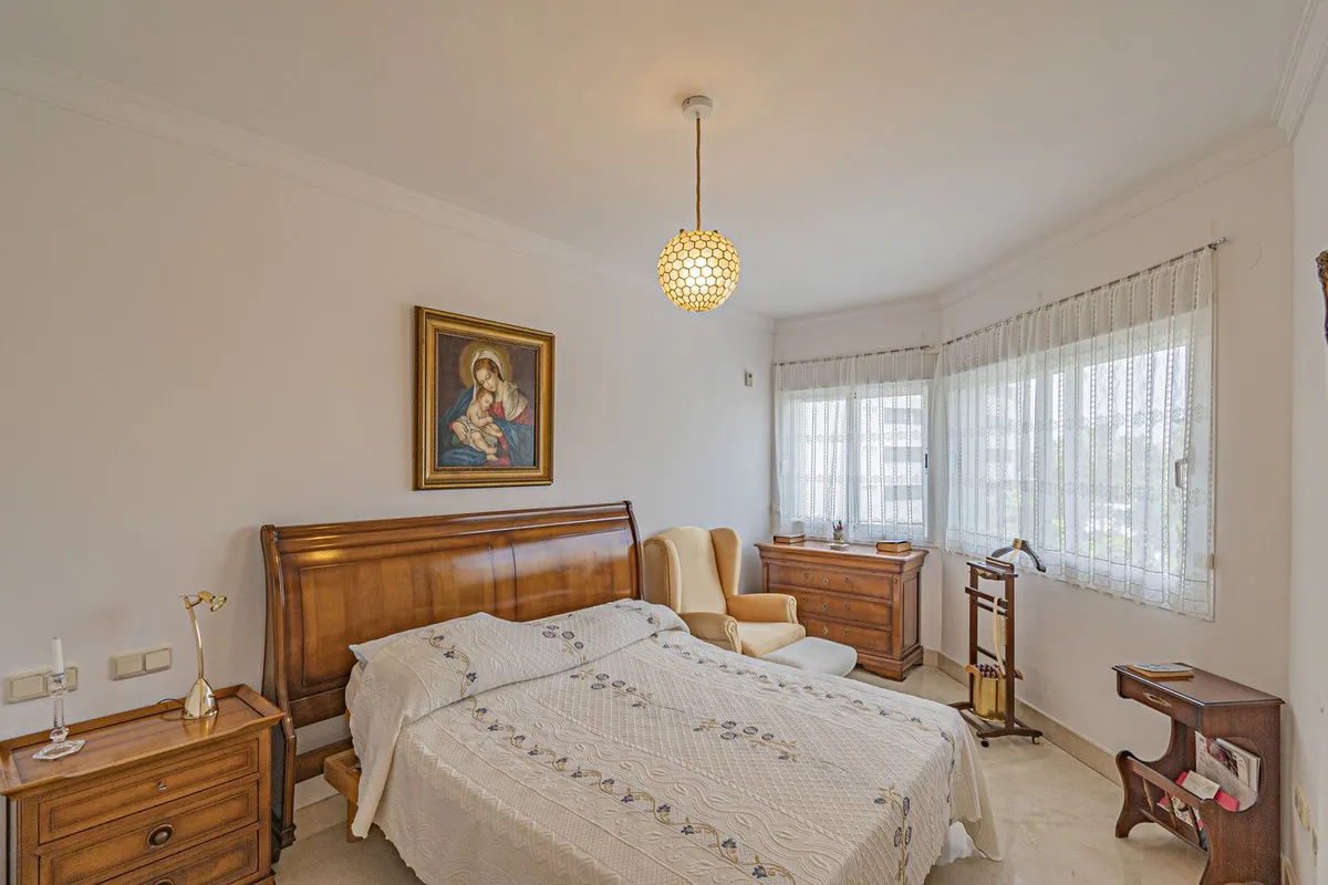 4ea022c3-dd99-42c9-ac48-819920d0b1de