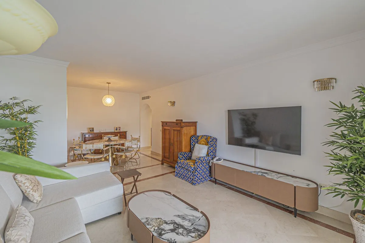 f45f4f5a-144d-47b2-865c-ff465adad580