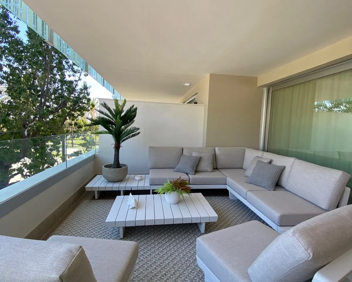 b9a3ee86-4f67-4037-aa42-0b227c82113f