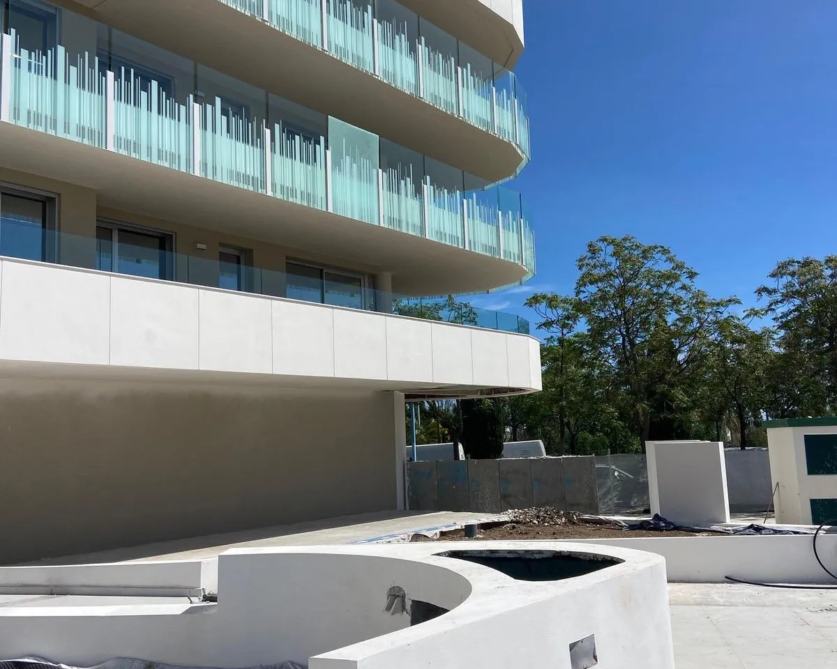 f25c59a7-80f9-48d7-90fb-02656b507449