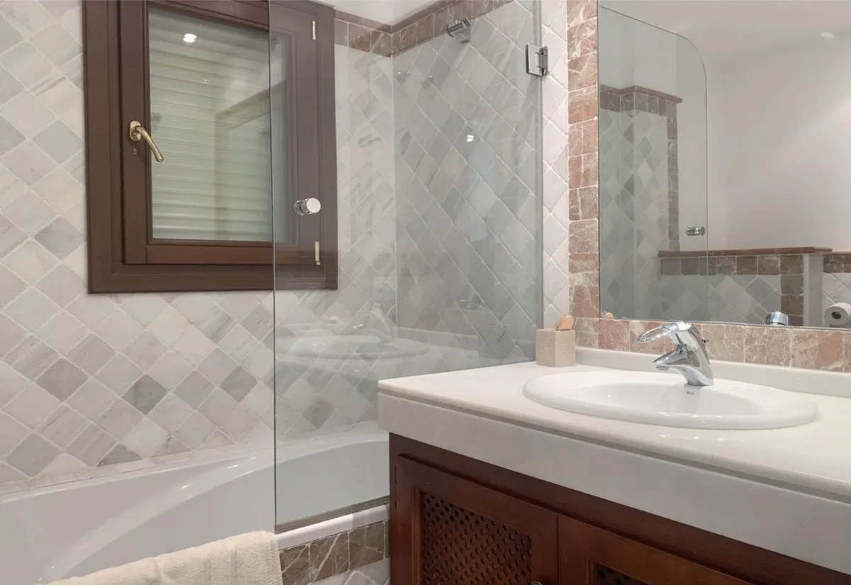 90249edf-9ca8-4e47-8d5d-b4717fcd9605