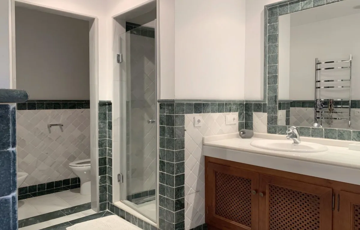 93a2ff9d-28a7-4303-94d1-dba1356b7a66