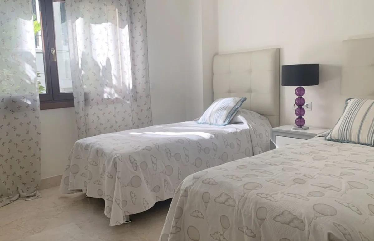 d8b78f3f-ce05-46ac-afd4-cfbb075ff916