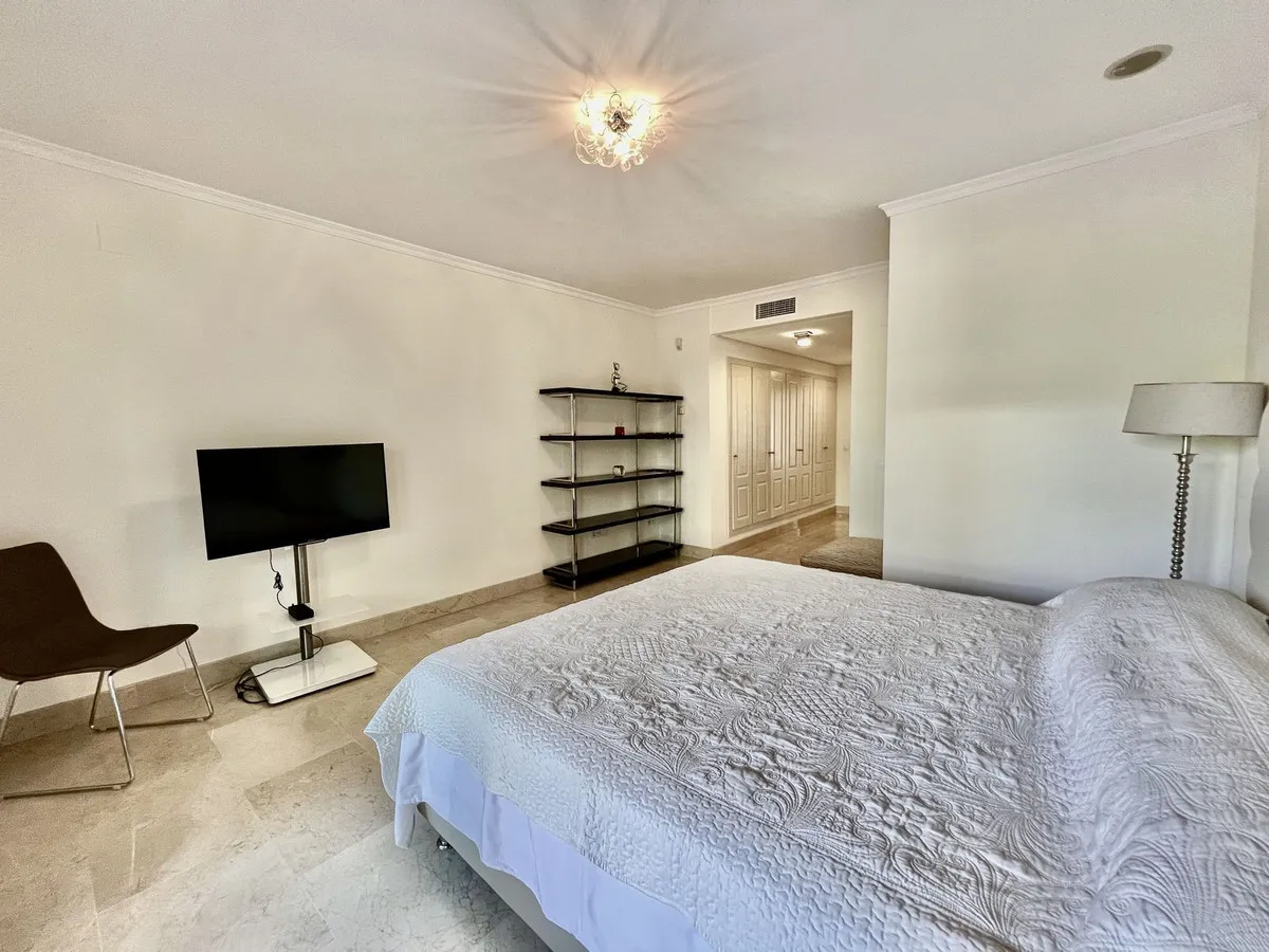 0f0a2eec-22ef-4041-9821-f7524717d661