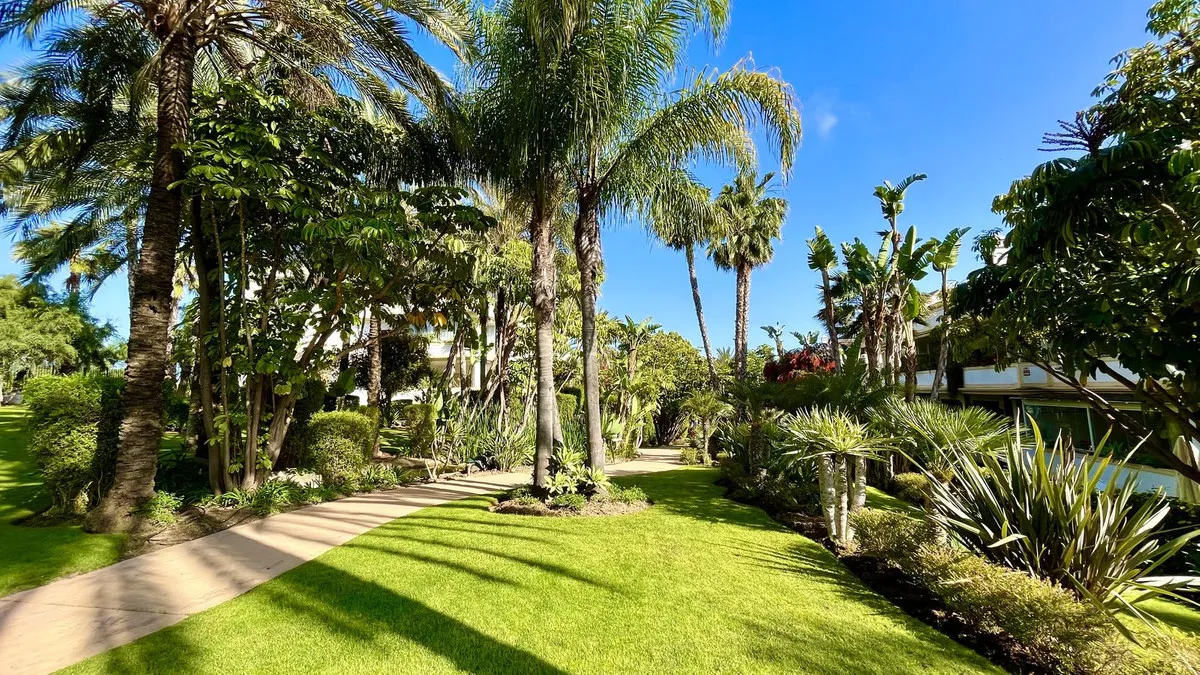 6b760e0d-d41c-4ac9-a090-a69a11ae7adb