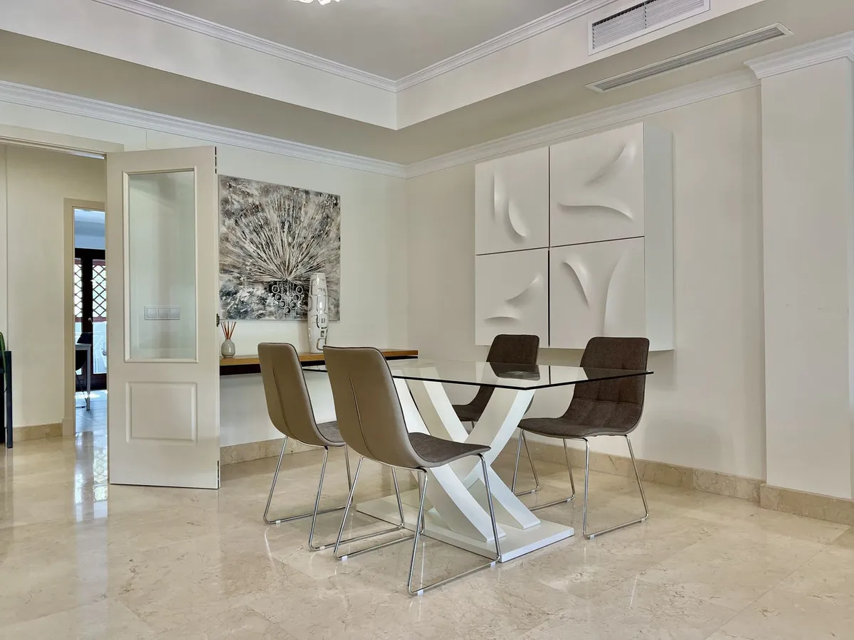 8146c8f9-e39c-4eec-90d6-e7907914d89a