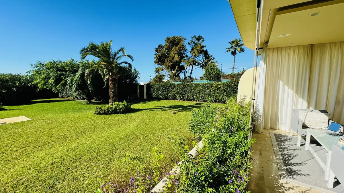 9e1199a2-efbd-43c7-a5d1-fe37e2470e90