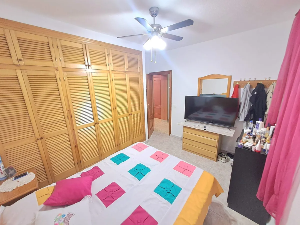 a7467034-aeff-4f42-a41e-d2b59170d376