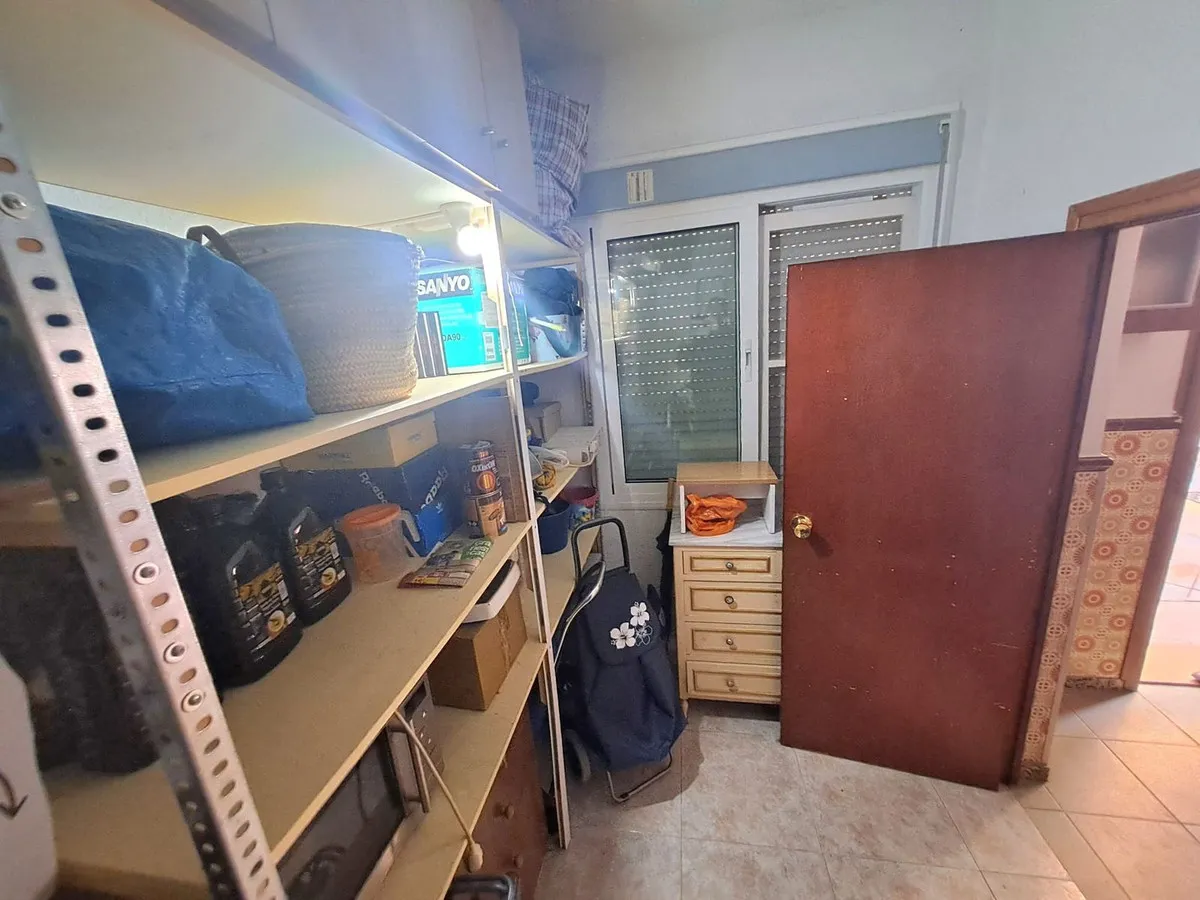 b62dff52-af45-4e24-a99d-429f160a56b2