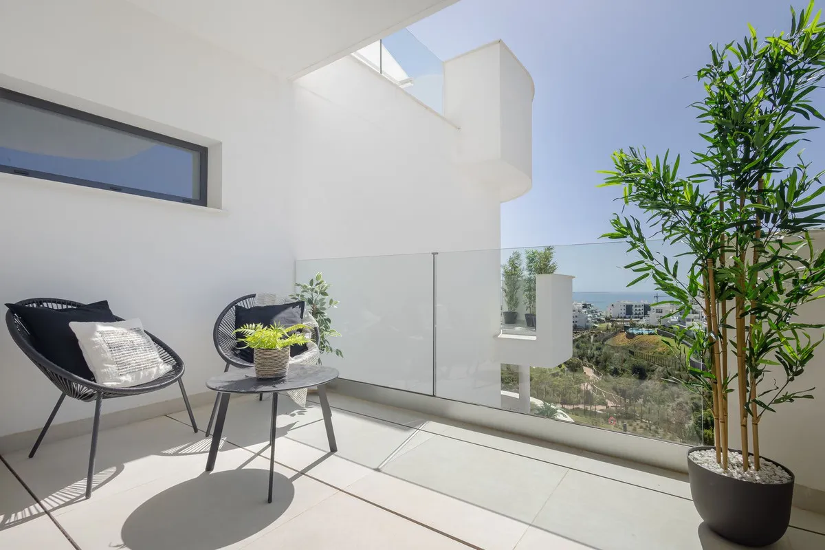 47651774-f1d7-4fd9-aa8d-c72fd062647b