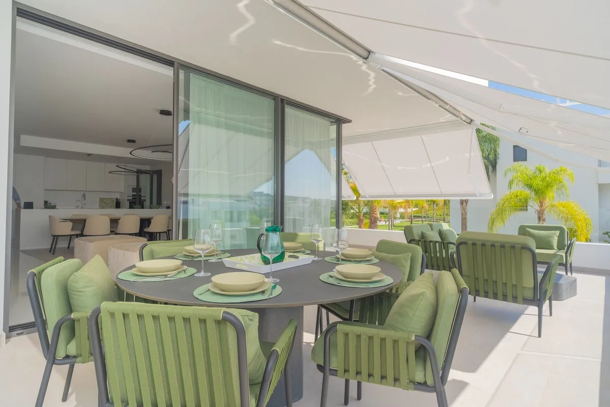 7d573d52-72ae-4343-877a-33a9d583ddb8