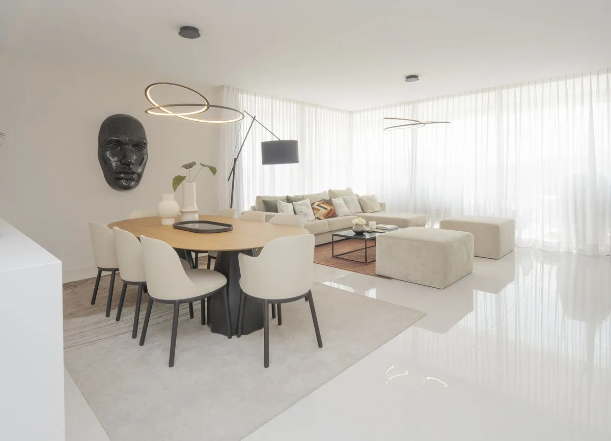 8fd9391b-b3b7-43ea-8c78-ea76378c8b52